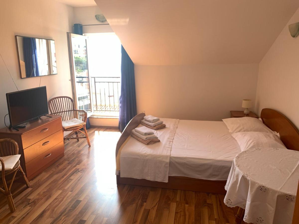 Apartman Senka Podgora Exterior foto
