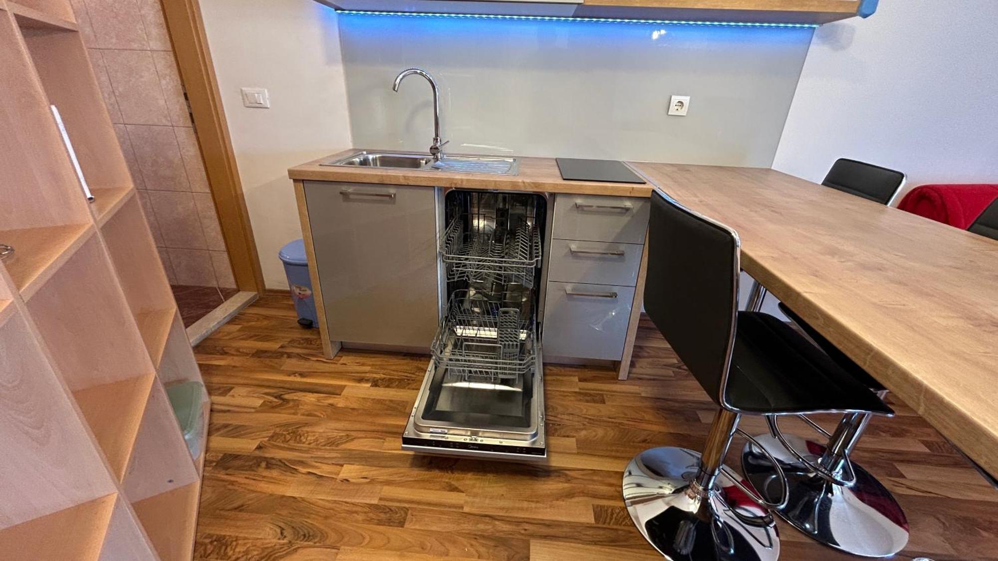 Apartman Senka Podgora Exterior foto